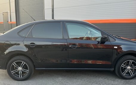 Volkswagen Polo VI (EU Market), 2013 год, 750 000 рублей, 5 фотография