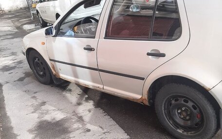 Volkswagen Golf IV, 1998 год, 250 000 рублей, 3 фотография