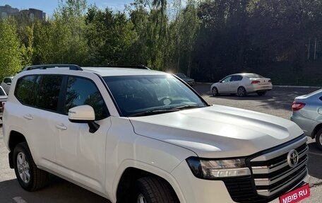 Toyota Land Cruiser, 2022 год, 8 760 000 рублей, 4 фотография