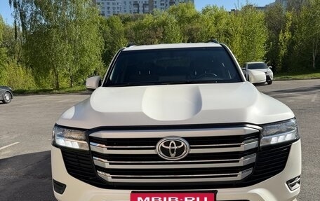 Toyota Land Cruiser, 2022 год, 8 760 000 рублей, 3 фотография