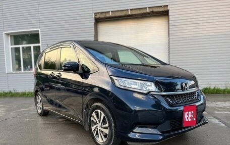 Honda Freed II, 2021 год, 1 870 000 рублей, 2 фотография