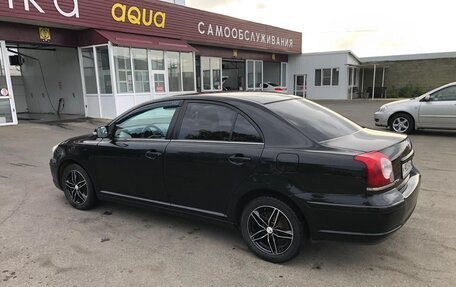 Toyota Avensis III рестайлинг, 2006 год, 935 000 рублей, 4 фотография