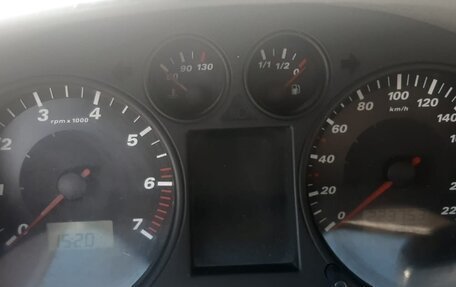 SEAT Ibiza III рестайлинг, 2002 год, 400 000 рублей, 8 фотография