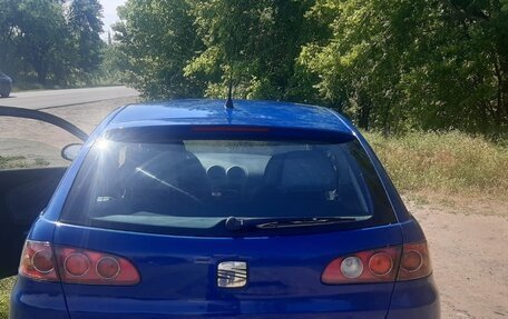 SEAT Ibiza III рестайлинг, 2002 год, 400 000 рублей, 3 фотография