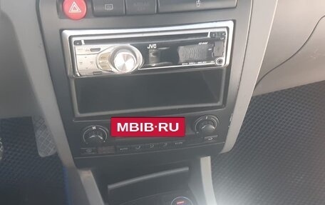 SEAT Ibiza III рестайлинг, 2002 год, 400 000 рублей, 9 фотография