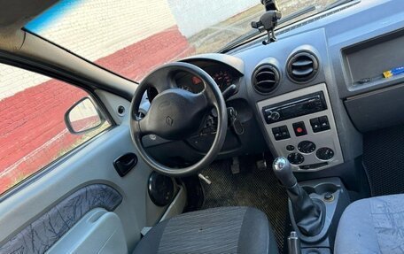 Renault Logan I, 2006 год, 200 000 рублей, 2 фотография