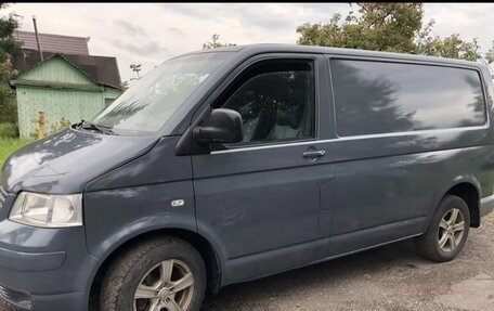 Volkswagen Transporter T5 рестайлинг, 2004 год, 780 000 рублей, 4 фотография