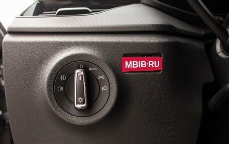 Skoda Rapid II, 2021 год, 1 830 000 рублей, 38 фотография