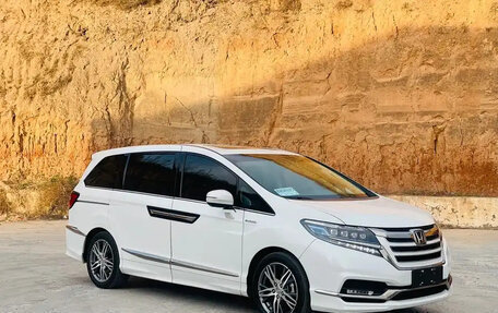 Honda Elysion, 2020 год, 2 500 000 рублей, 2 фотография