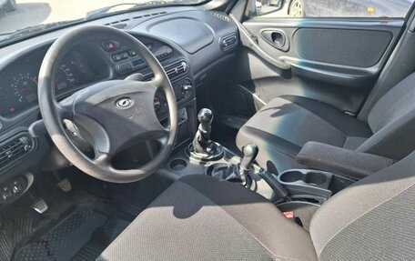 Chevrolet Niva I рестайлинг, 2011 год, 259 000 рублей, 9 фотография