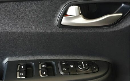 KIA Rio IV, 2020 год, 1 199 000 рублей, 10 фотография
