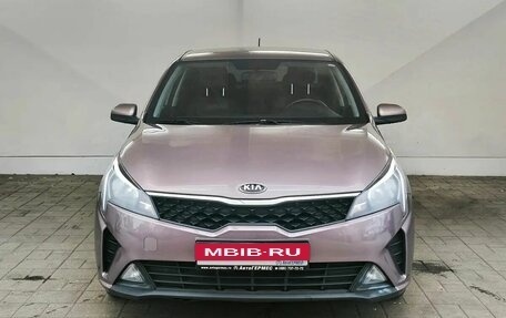 KIA Rio IV, 2020 год, 1 199 000 рублей, 2 фотография
