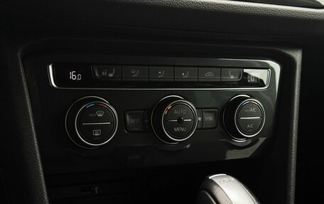 Volkswagen Tiguan II, 2019 год, 2 790 000 рублей, 11 фотография