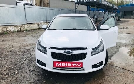 Chevrolet Cruze II, 2012 год, 720 000 рублей, 3 фотография