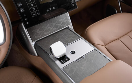 Land Rover Range Rover IV рестайлинг, 2025 год, 41 700 000 рублей, 30 фотография