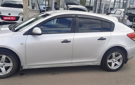 Chevrolet Cruze II, 2012 год, 645 000 рублей, 4 фотография