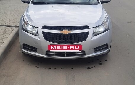 Chevrolet Cruze II, 2012 год, 645 000 рублей, 7 фотография