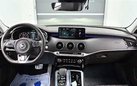 KIA Stinger I, 2021 год, 2 550 000 рублей, 8 фотография
