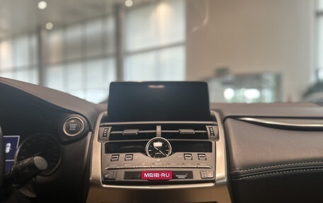 Lexus NX I, 2018 год, 3 210 000 рублей, 15 фотография