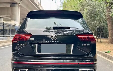 Volkswagen Tiguan II, 2022 год, 3 000 000 рублей, 4 фотография