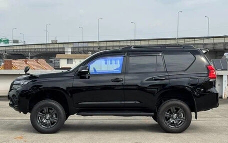 Toyota Land Cruiser Prado 150 рестайлинг 2, 2021 год, 3 450 199 рублей, 5 фотография