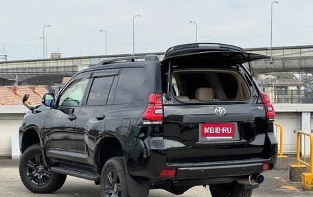 Toyota Land Cruiser Prado 150 рестайлинг 2, 2021 год, 3 450 199 рублей, 8 фотография
