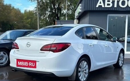 Opel Astra J, 2013 год, 799 000 рублей, 4 фотография