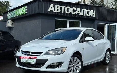 Opel Astra J, 2013 год, 799 000 рублей, 2 фотография