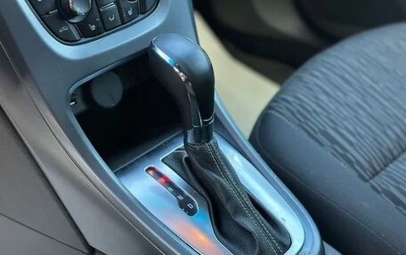 Opel Astra J, 2013 год, 799 000 рублей, 10 фотография