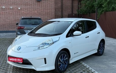 Nissan Leaf I, 2016 год, 1 050 000 рублей, 1 фотография