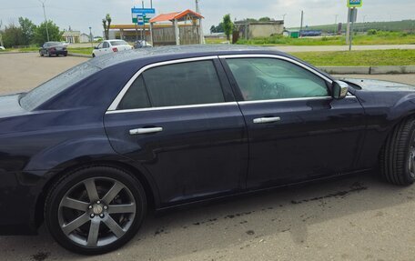 Chrysler 300C II, 2012 год, 1 900 000 рублей, 2 фотография