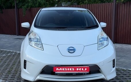 Nissan Leaf I, 2016 год, 1 050 000 рублей, 8 фотография