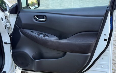 Nissan Leaf I, 2016 год, 1 050 000 рублей, 23 фотография