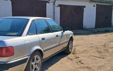 Audi 80, 1993 год, 300 000 рублей, 4 фотография