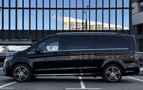 Mercedes-Benz V-Класс, 2024 год, 13 989 000 рублей, 6 фотография