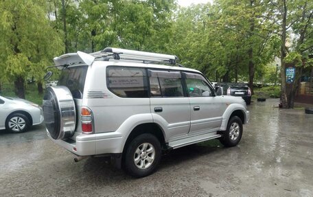 Toyota Land Cruiser Prado 90 рестайлинг, 1998 год, 1 660 000 рублей, 4 фотография