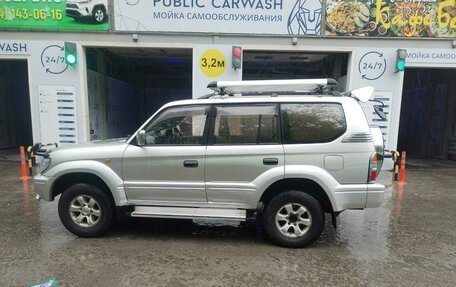 Toyota Land Cruiser Prado 90 рестайлинг, 1998 год, 1 660 000 рублей, 7 фотография