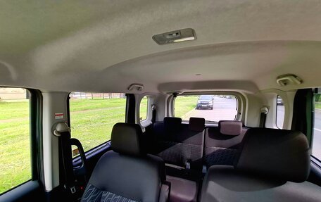 Toyota Roomy I, 2017 год, 1 250 000 рублей, 5 фотография