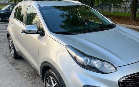 KIA Sportage IV рестайлинг, 2019 год, 2 800 000 рублей, 3 фотография