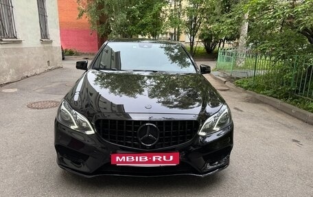 Mercedes-Benz E-Класс, 2014 год, 3 200 000 рублей, 24 фотография