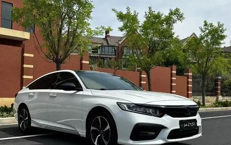 Honda Inspire, 2020 год, 1 650 000 рублей, 18 фотография