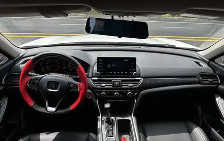 Honda Inspire, 2020 год, 1 650 000 рублей, 21 фотография