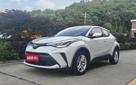 Toyota C-HR I рестайлинг, 2021 год, 1 850 000 рублей, 1 фотография