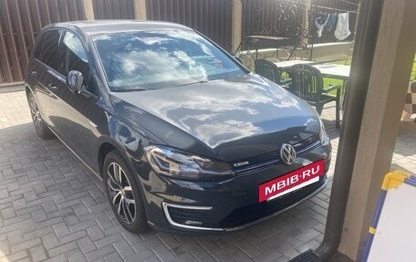 Volkswagen Golf VII, 2020 год, 1 800 000 рублей, 2 фотография