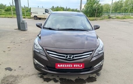 Hyundai Solaris II рестайлинг, 2016 год, 1 150 000 рублей, 2 фотография