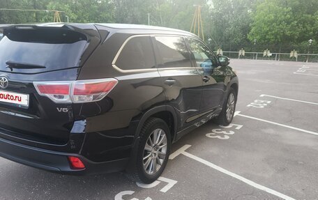 Toyota Highlander III, 2015 год, 3 290 000 рублей, 6 фотография