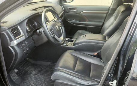 Toyota Highlander III, 2015 год, 3 290 000 рублей, 10 фотография