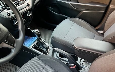 Hyundai Solaris II рестайлинг, 2021 год, 1 780 000 рублей, 8 фотография