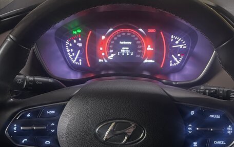 Hyundai Santa Fe IV, 2018 год, 2 899 000 рублей, 15 фотография
