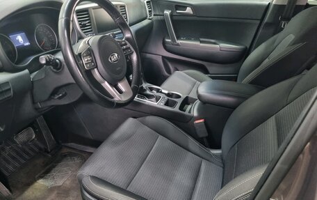 KIA Sportage IV рестайлинг, 2020 год, 2 211 000 рублей, 7 фотография